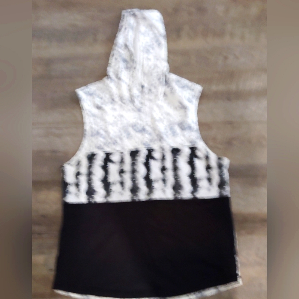 Hoodie shirt